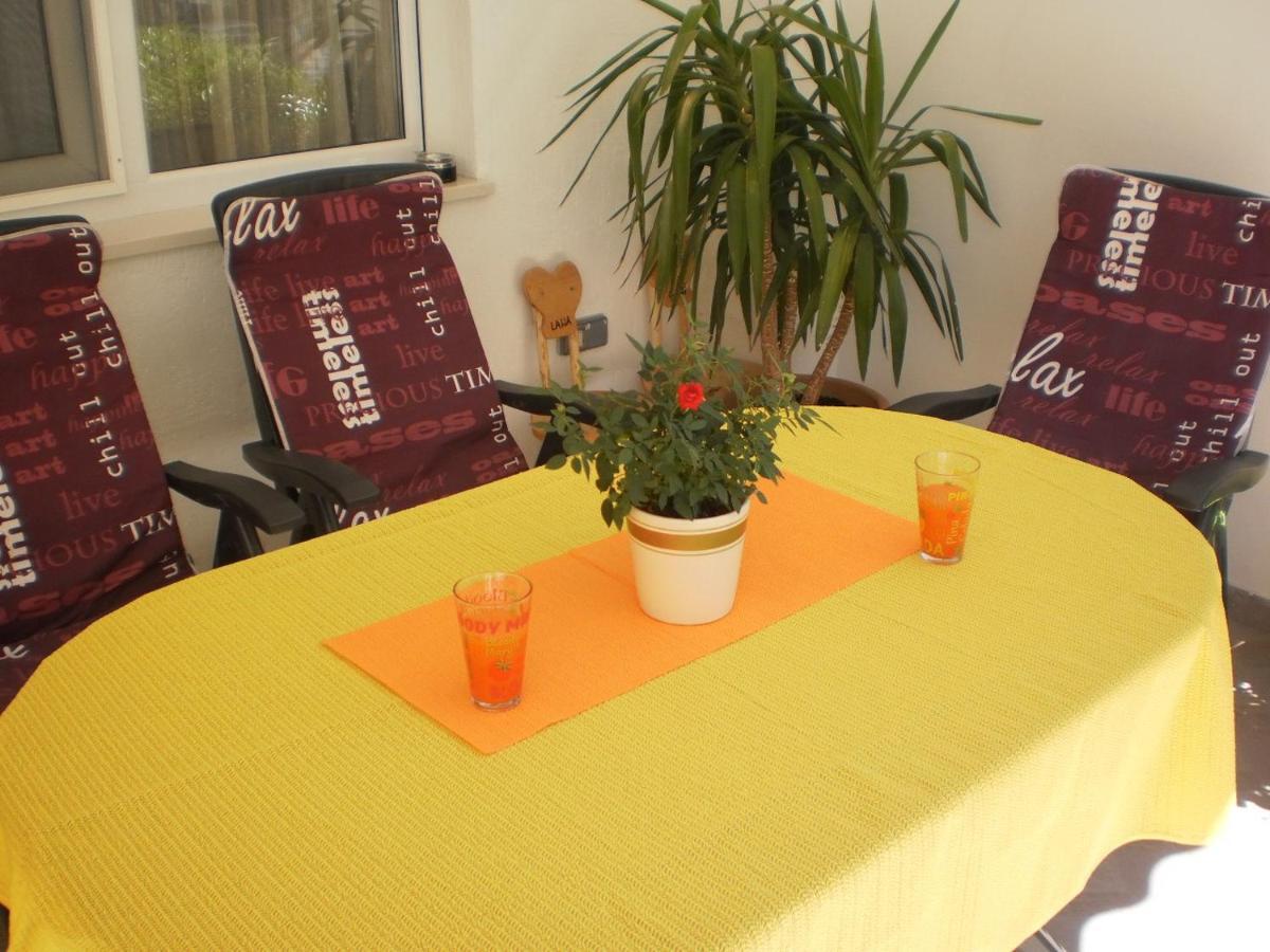 Apartment Lana Omiš Eksteriør bilde