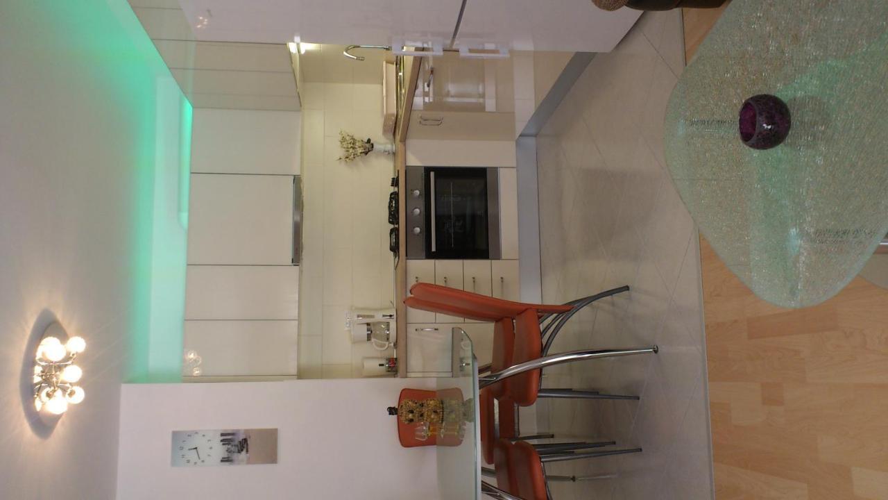 Apartment Lana Omiš Eksteriør bilde